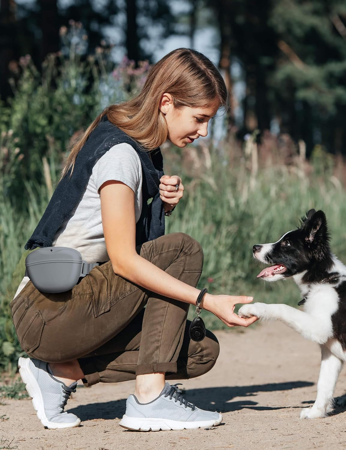 Dog Treat Pouch with Training Clicker, Upgrade Stronger Magnetic Closure to Avoid Spilling, 1.67 Cup Silicone Treat Bag Fanny Pack with Waist Belt for Pet Training Walking (Grey)